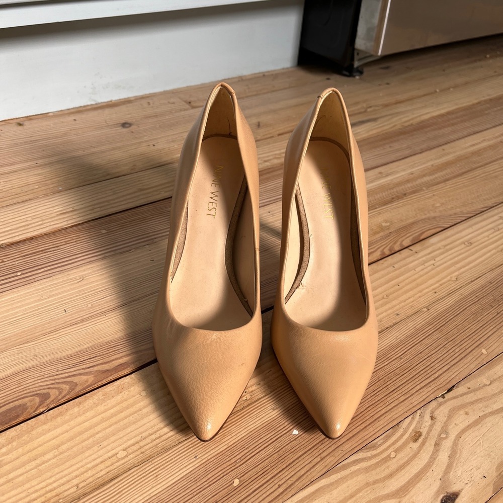 Nine‎ West Flax Pumps Light Natural Leather Pointed Toe Stiletto Heels 5M NWFLAX - Picture 2 of 7